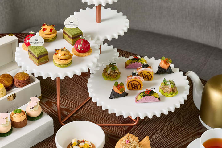 Afternoon Tea Set di Peacock Alley oleh Waldorf Astoria Bangkok