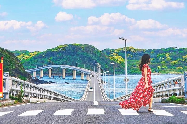 Tur sehari ke Kyushu Yamaguchi: Gua Akiyoshido × Kuil Motonosumi Inari × Jembatan Tsunoshima × Observatorium Mekari (Keberangkatan dari Fukuoka)