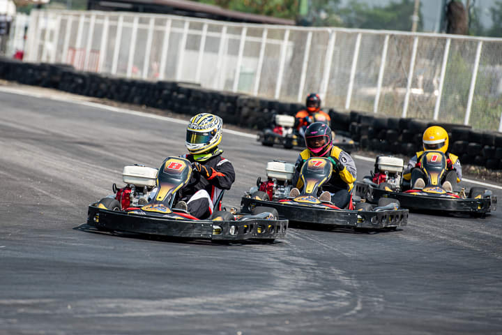 Circuit Karting Experience di Chiang Mai Circuit - Go Kart