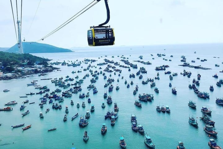 Tur Perahu Cepat 4 Pulau Phu Quoc, Kereta Gantung & Aquatopia Water Park