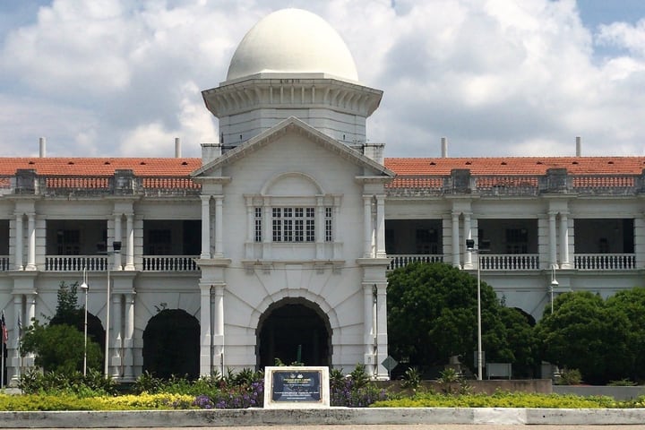 Tur Pribadi Sehari Penuh Ipoh Old Town & Kuil Gua