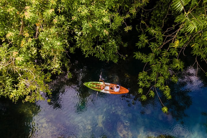 Ban Bor Thor Kayaking Tour di Krabi oleh TTD Global