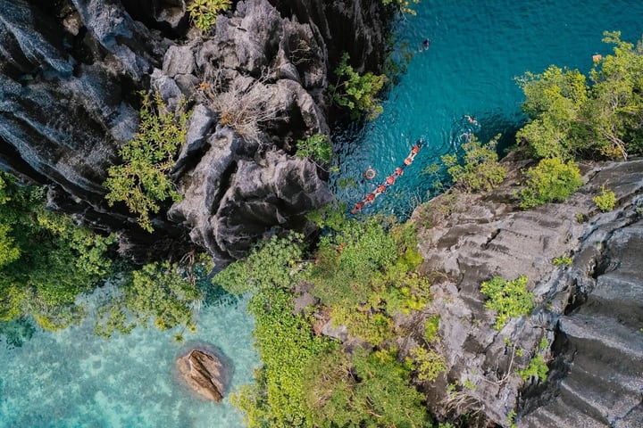Coron Ultimate Island Day Tour