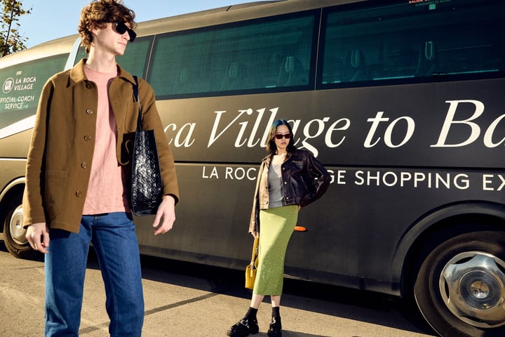 La Roca Village 购物快线体验连贵宾储蓄卡