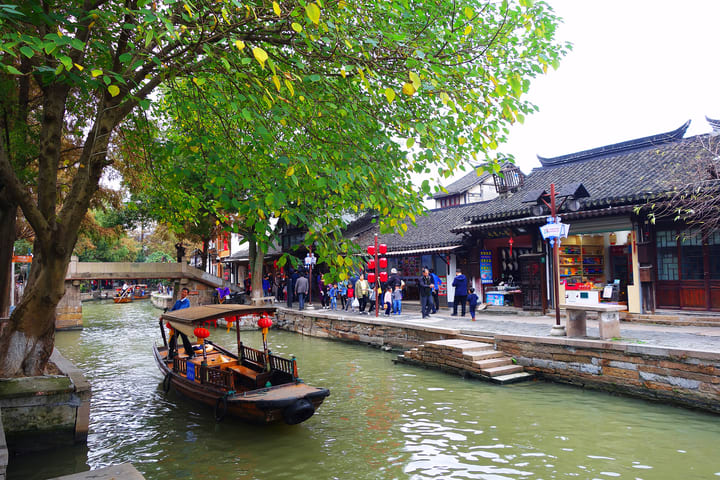 Tur Sehari Pemandu Wisata Pribadi Shanghai Film Park & Kota Kuno Zhujiajiao