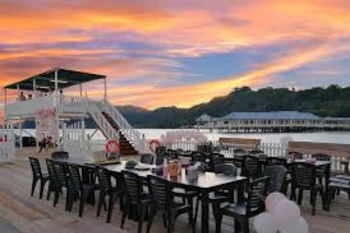 Penang Half Day Tour with Seafood Buffet Dinner