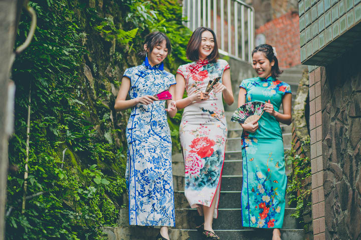 Traditional Qipao Experience in Jiufen