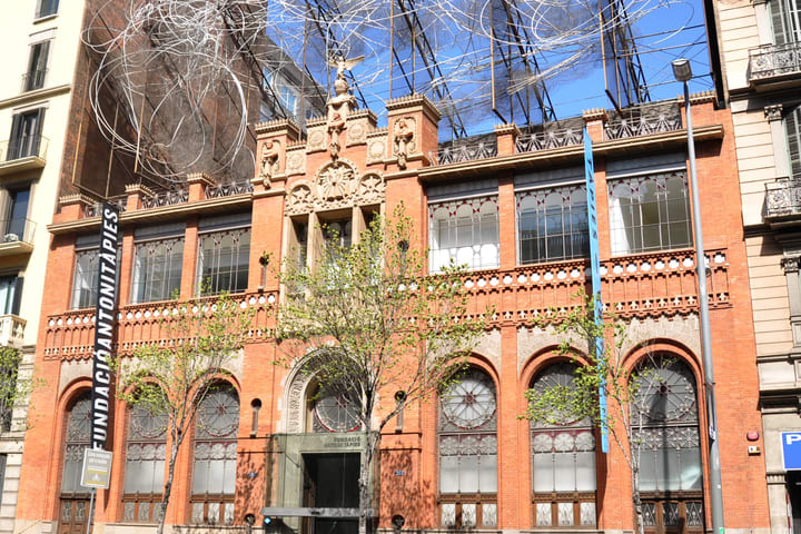 Tapies Museum Ticket in Barcelona