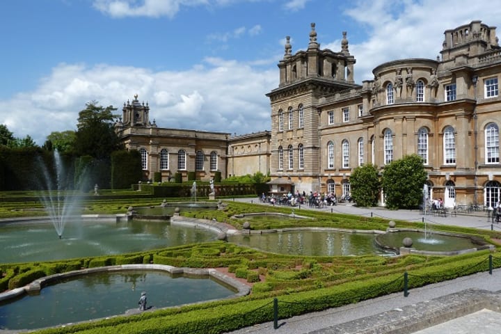 Blenheim Palace, Downton Abbey Village, dan Tur Cotswolds