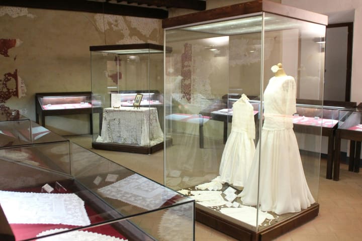 Tiket Museum Lace di Venesia
