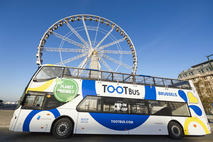 Brussels Hop-On Hop-Off Bus oleh Tootbus