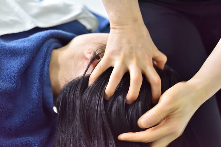 首尔明洞全身、头部按摩及面部护理