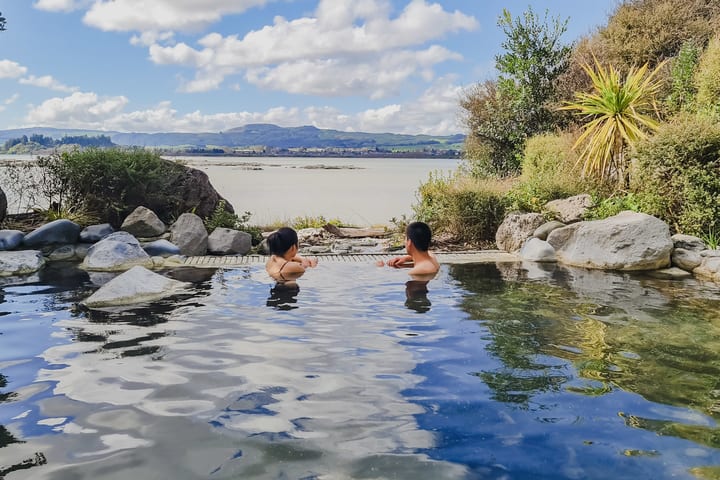 Tiket Polynesian Spa Geothermal Hot Springs