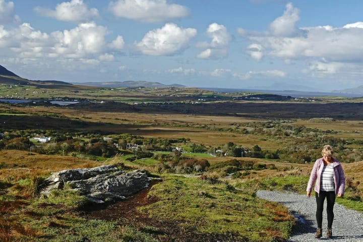 Connemara National Park & Diamond Hill Full-Day Tour dari Galway