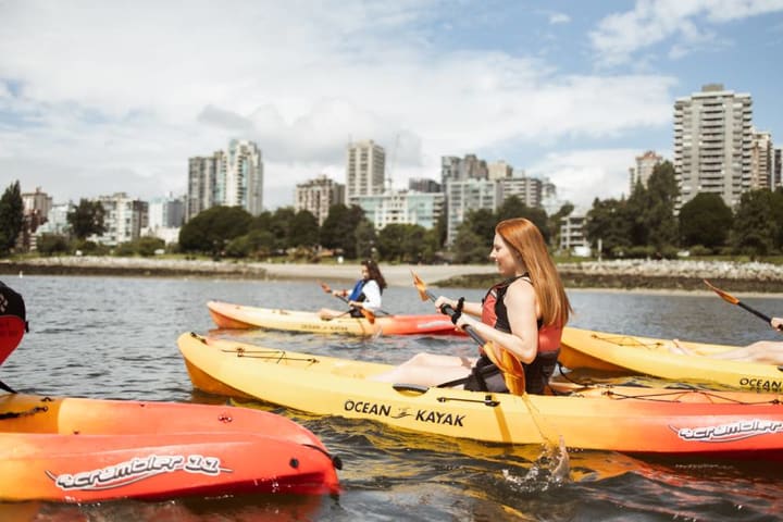Smooth Classic Kayak Tour in Vancouver