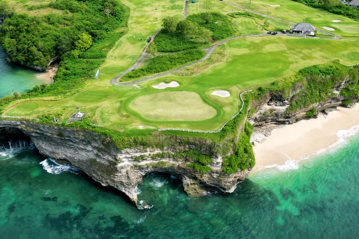 Golf Pass di Handara Golf, New Kuta Golf, atau Bali National Golf Club