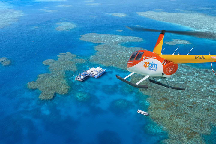 Cairns Great Barrier Reef Full-Day Tour dengan Penerbangan Helikopter