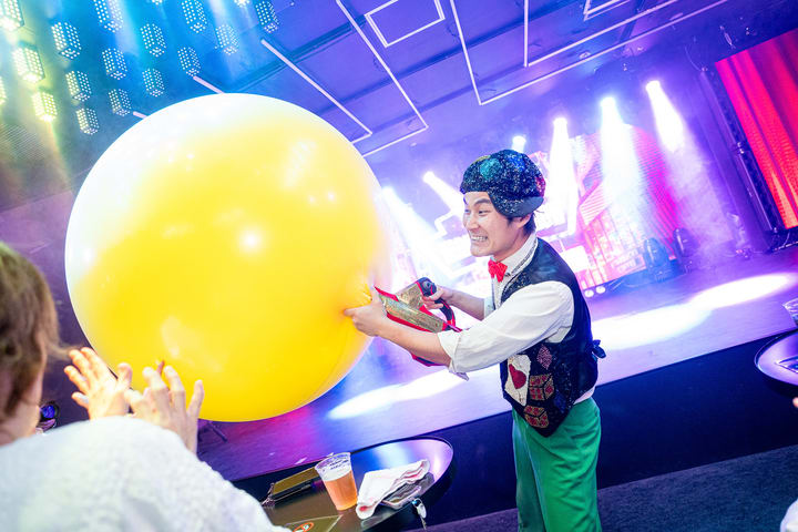 Neo-Japanese Show "OVAS" Osaka's Frenzied Night Show