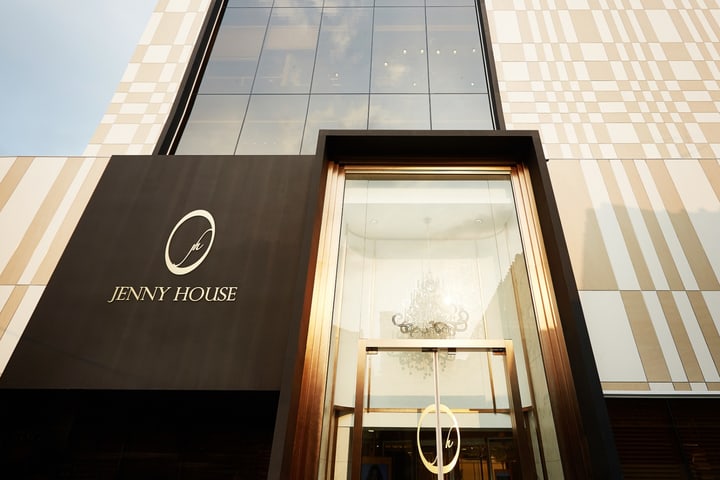 在首尔 Jenny House 体验韩星御用发型设计