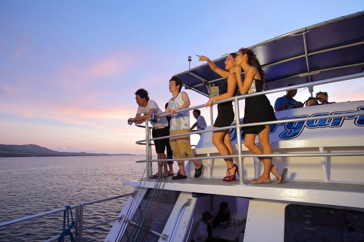 BIG Sunset Dinner Cruise di Guam