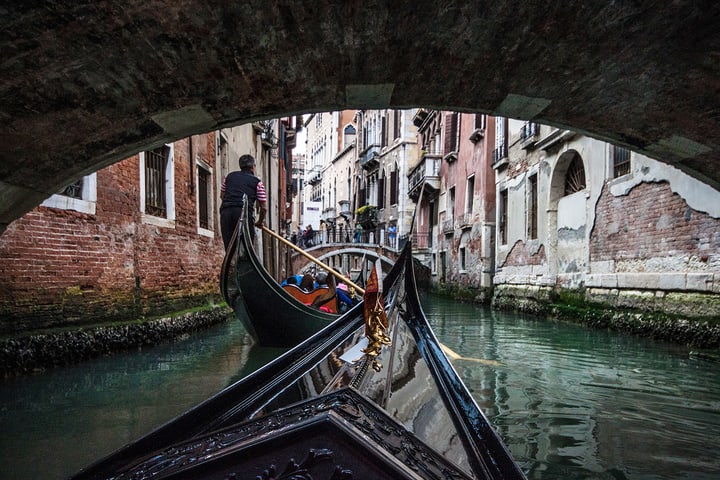 Traditional Shared Gondola Ride in Venice