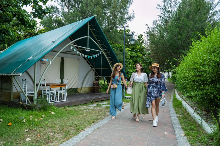 Berkemah di Taichung: Xiang Hai Na Yang - Area Glamping Mewah Tepi Pantai
