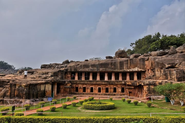 Udayagiri Caves & Konark Sun Temple Full-Day Experience