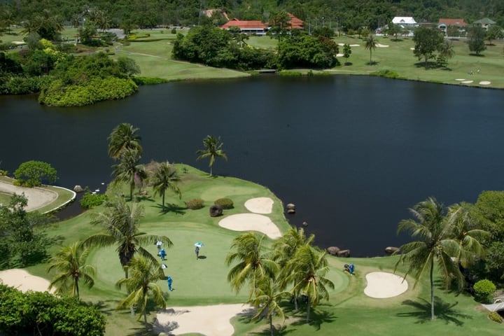 Golf Club di Phuket Country Club