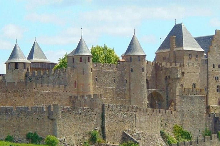 Tur Sehari Carcassonne dan Chateau Comtal dari Toulouse