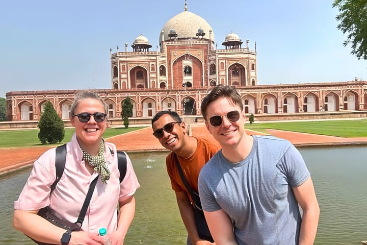 6-Hour Private Guided Tour of Old & New Delhi with Pick-up & Drop