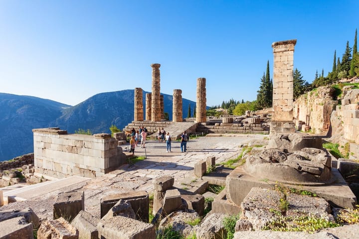 Tur Situs Arkeologi, Museum, dan Kuil Apollo Delphi