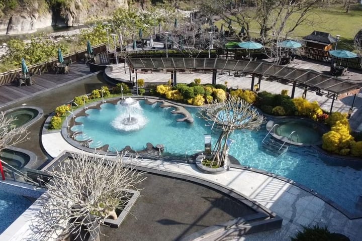 Yunshui Hot Spring Resort Outdoor Bath in Miaoli