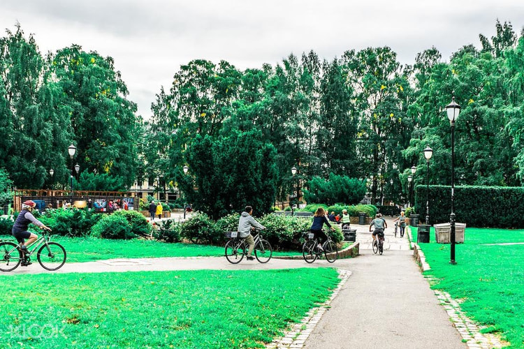 urban bike tour