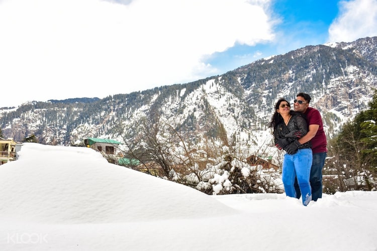 Private Photoshoot Experience In Shimla