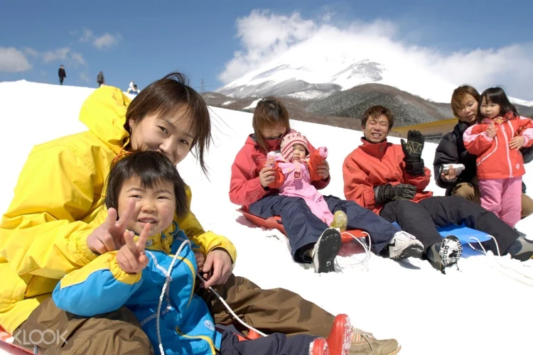 Mt Fuji Fujiyama Snow Resort Yeti Tour With Strawberry Picking