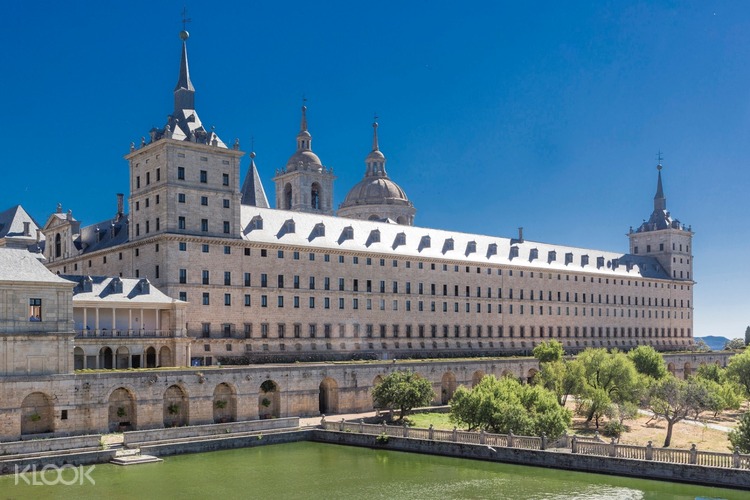 Royal Monastery Of El Escorial Half Day Tour With Transfers For