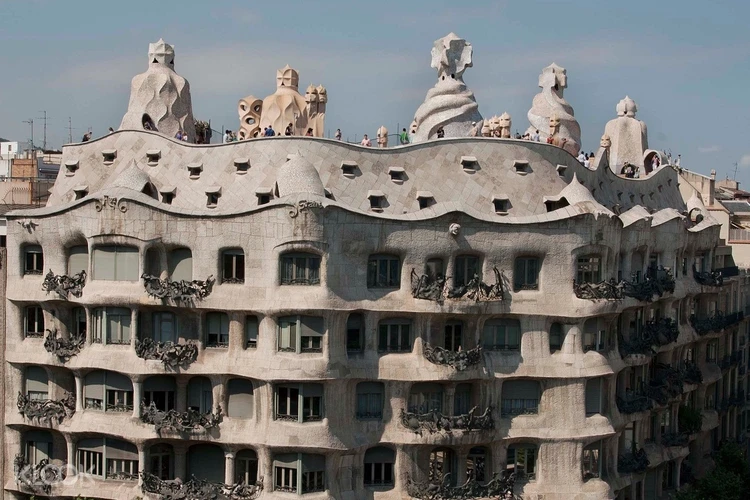 The Awakening Of La Pedrera Casa Mila Tour Spain