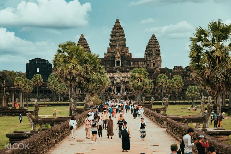 Angkor Wat Custom Tour with Optional Guide in Siem Reap ...
