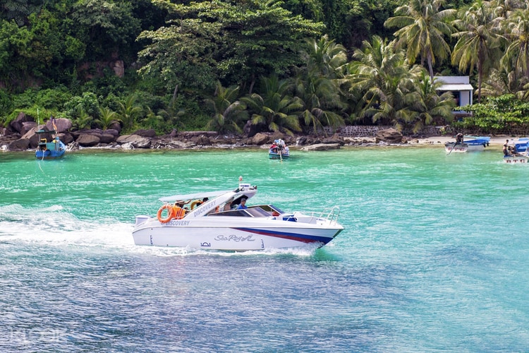 4 Islands Day Tour by Speedboat in Phu Quoc, Vietnam