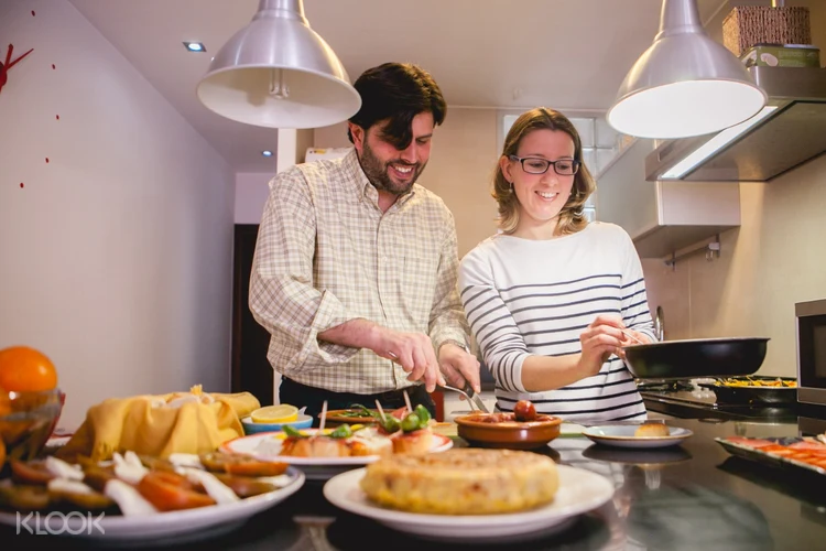 Paella And Sangria Cooking Workshop In Madrid Spain