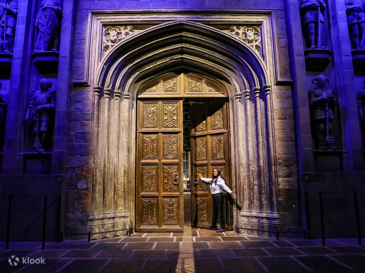 Warner Bros. Studio Tour London: The Making of Harry Potter ...