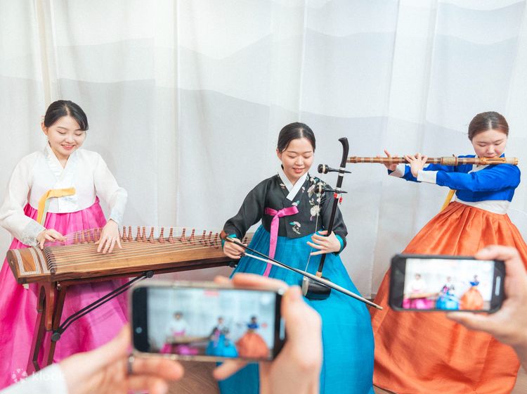 Traditional outlet korean instruments