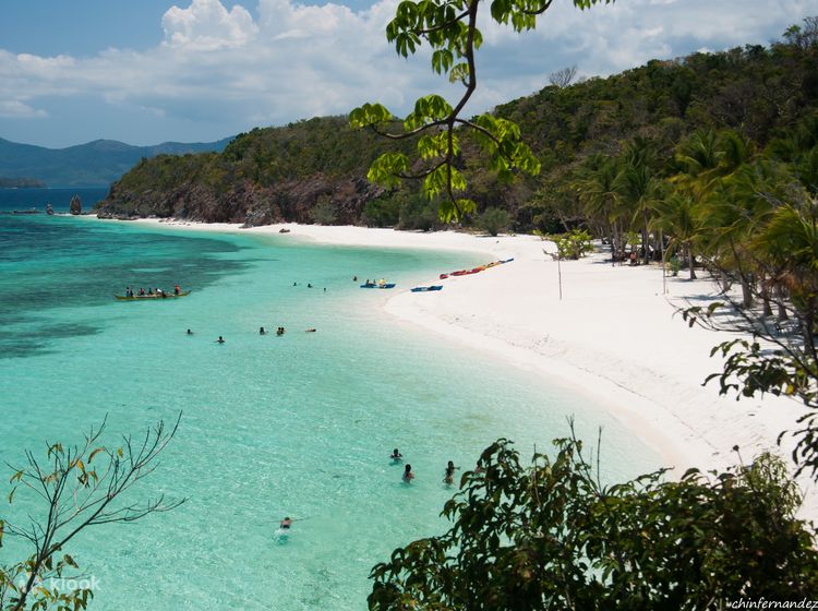 Best Beaches in the Philippines - Malcapuya Island Overview