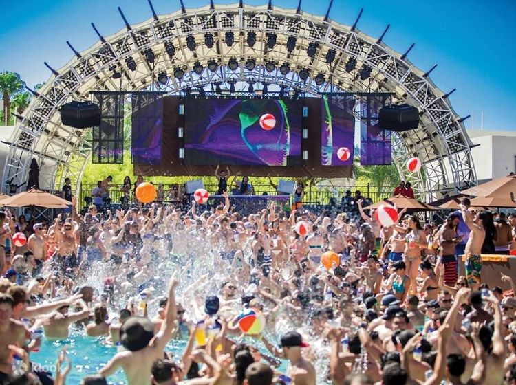 Discover Pool Party Events & Activities in Las Vegas, NV