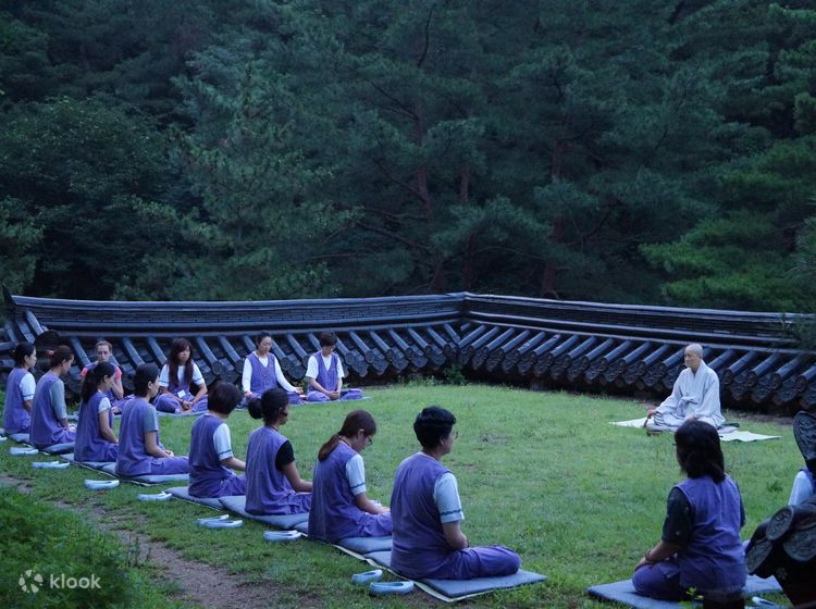 Korean meditation shop