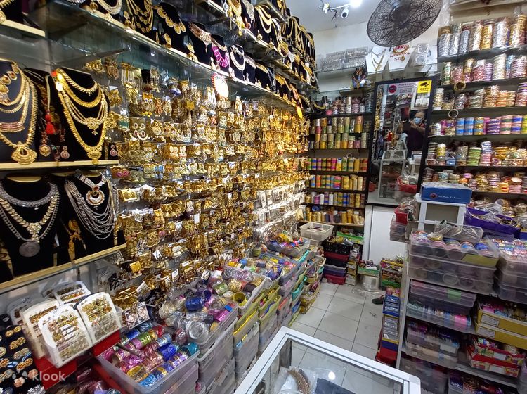 Gold shopping hotsell near me