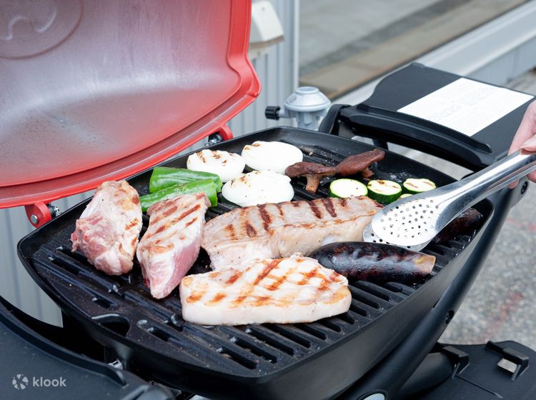 Online reservation for domestic beef and mochibuta BBQ