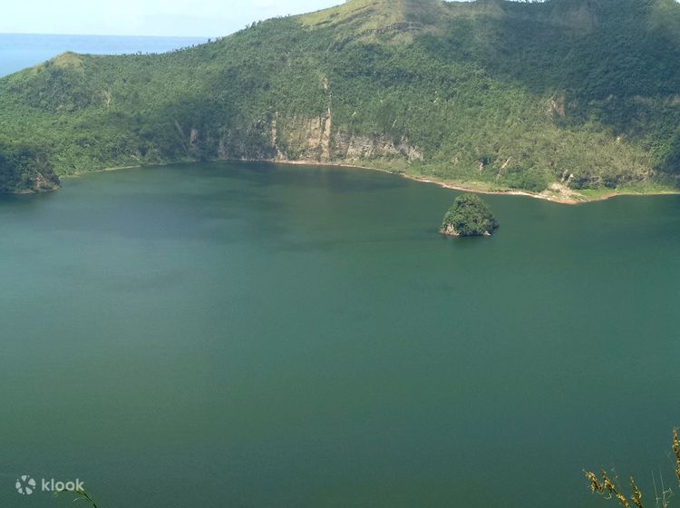 Taal trekking on sale