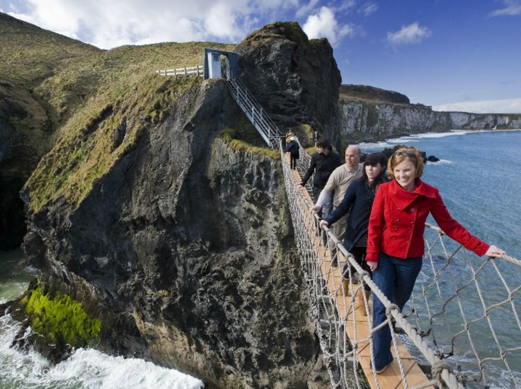 Causeway & Carrick-a-Rede Rope Bridge Tour from Belfast - Klook United States