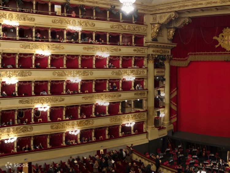 ꧁ TEATRO ALLA SCALA スカラ座 ヴェルサーチ シルクスカーフ TEATRO ALLA SCALA スカラ座 ヴェルサーチ シルクスカーフ